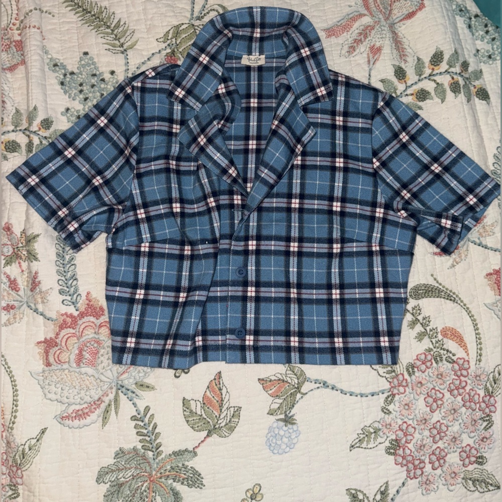 Brandy Melville “JOHN GALT” PacSun Blue and White Boxy Crop Top Short Sleeve